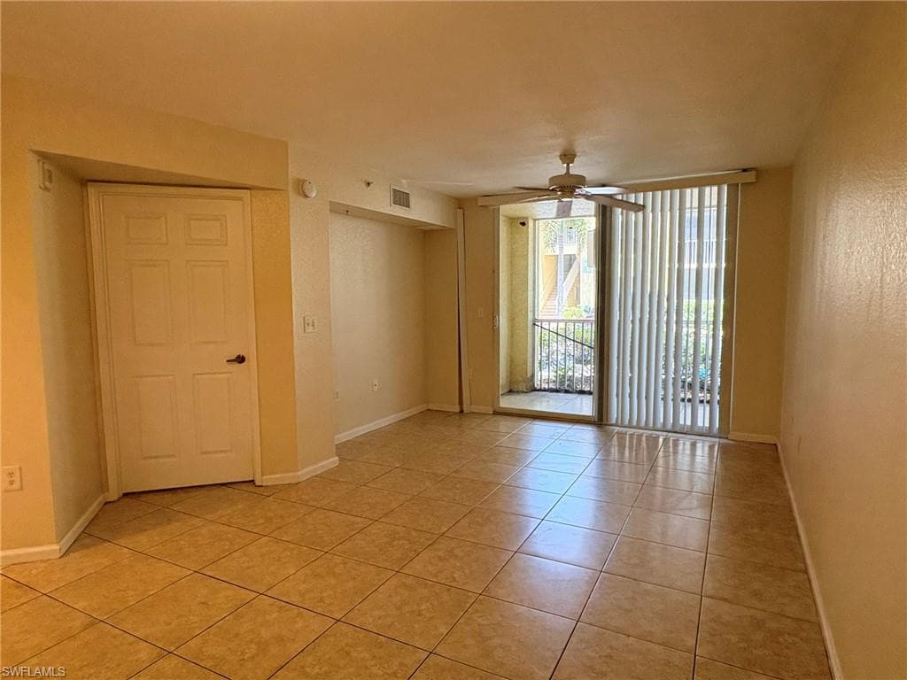 4121 Residence DR 305 FORT MYERS, FL 33901