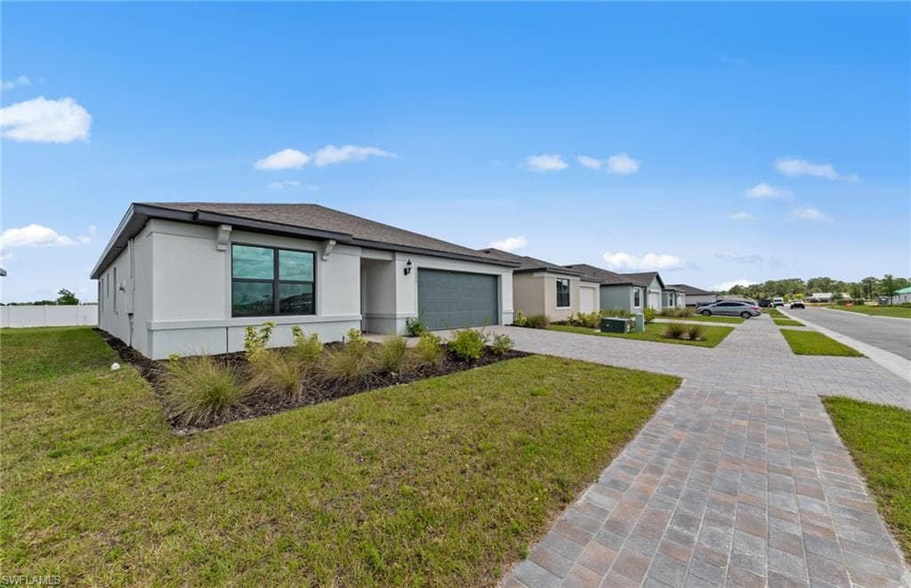 1005 Caloosa Breeze DR LABELLE, FL 33935