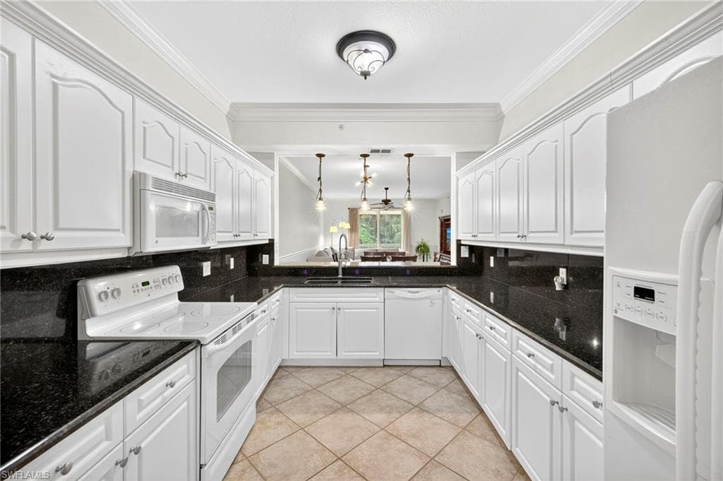 8341 Whiskey Preserve CIR 512 FORT MYERS, FL 33919