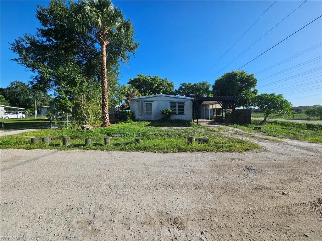 18210 Deuce RD NORTH FORT MYERS, FL 33917