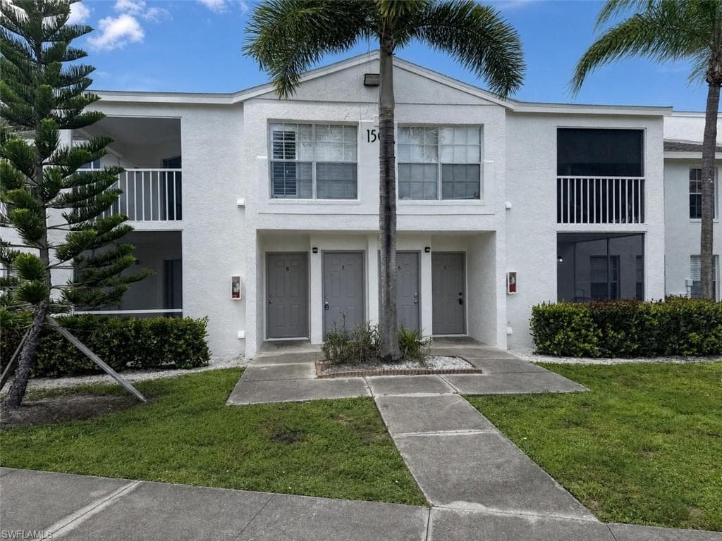 150 Santa Clara DR 7 NAPLES, FL 34104