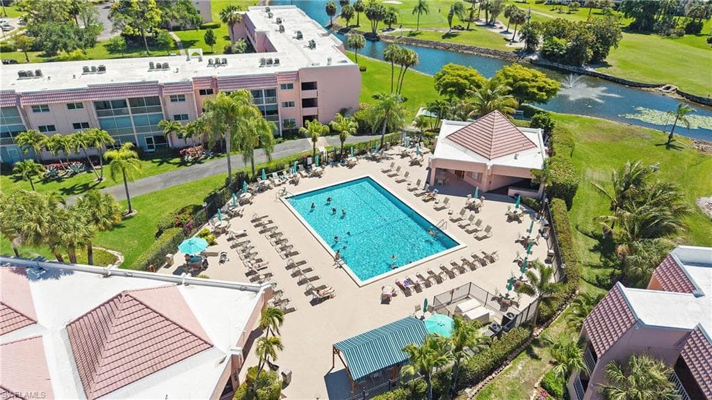 200 Forest Lakes BLVD 109 NAPLES, FL 34105