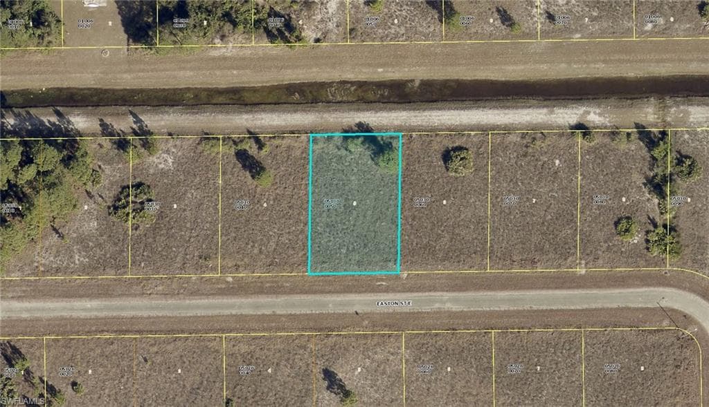 1113 Easton ST E LEHIGH ACRES, FL 33974