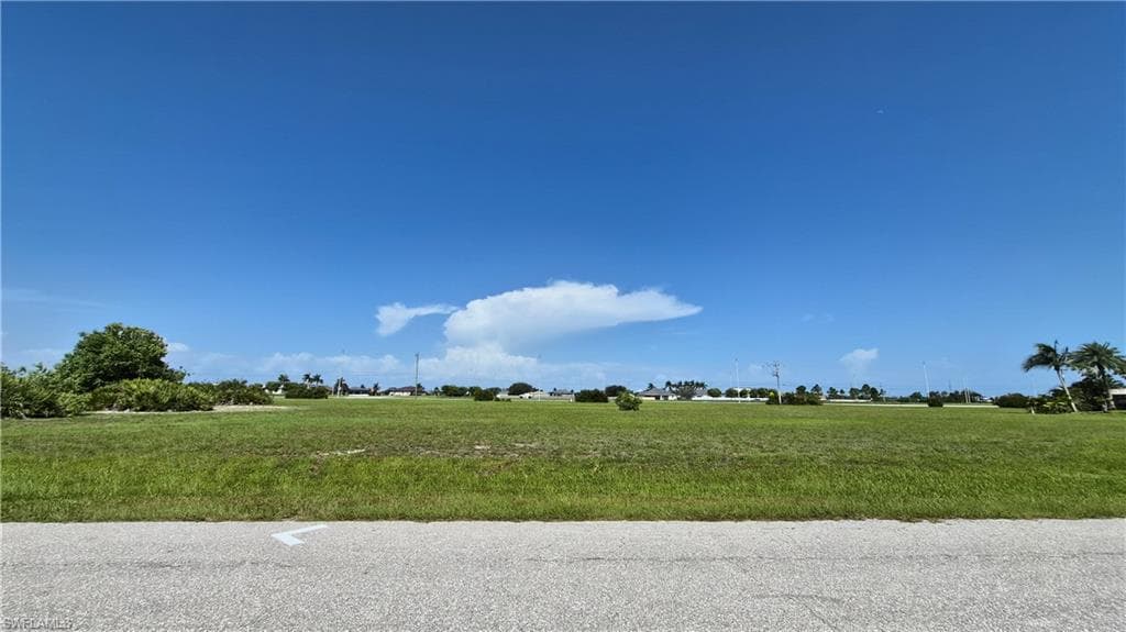 109 NW 32nd PL CAPE CORAL, FL 33993