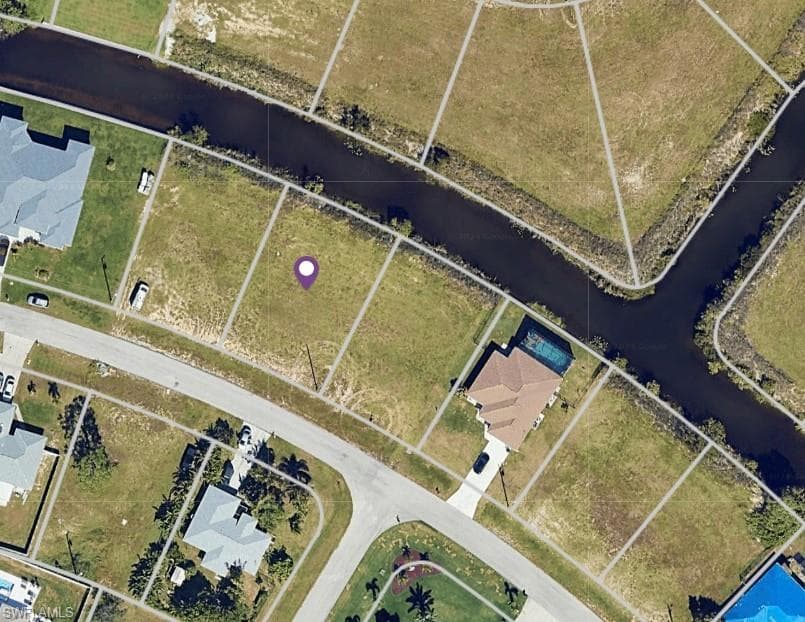 1819 NE 13th TER CAPE CORAL, FL 33909