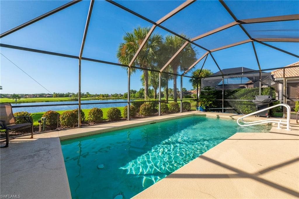 10083 Oakhurst WAY FORT MYERS, FL 33913