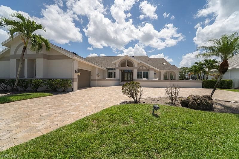16918 Timberlakes DR FORT MYERS, FL 33908