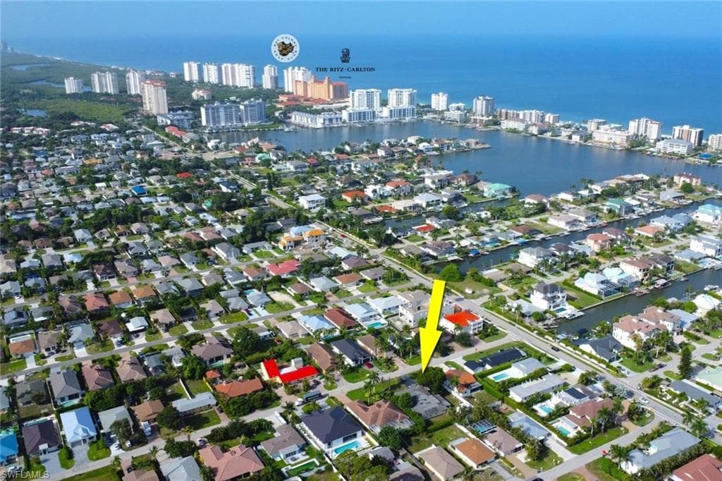 517 100th AVE N NAPLES, FL 34108