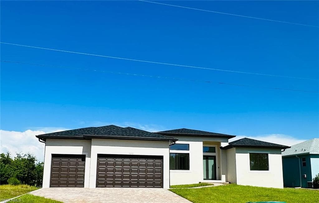 9202 Migue CIR PORT CHARLOTTE, FL 33981