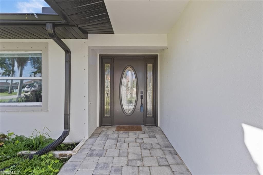 2232 SE 27th ST CAPE CORAL, FL 33904