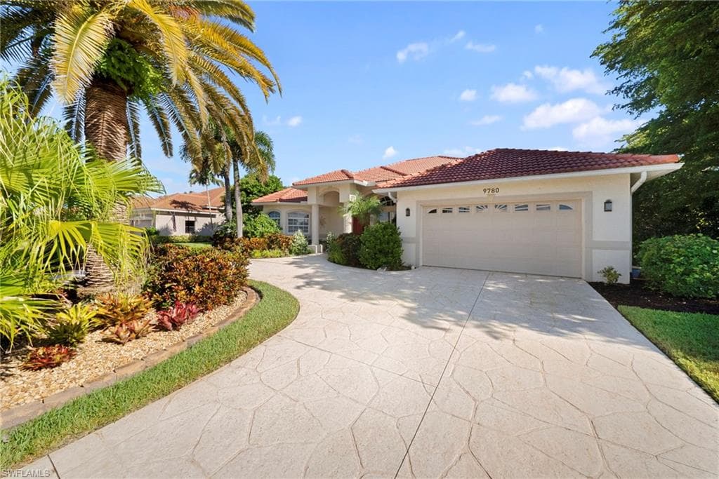 9780 Treasure Cay LN BONITA SPRINGS, FL 34135