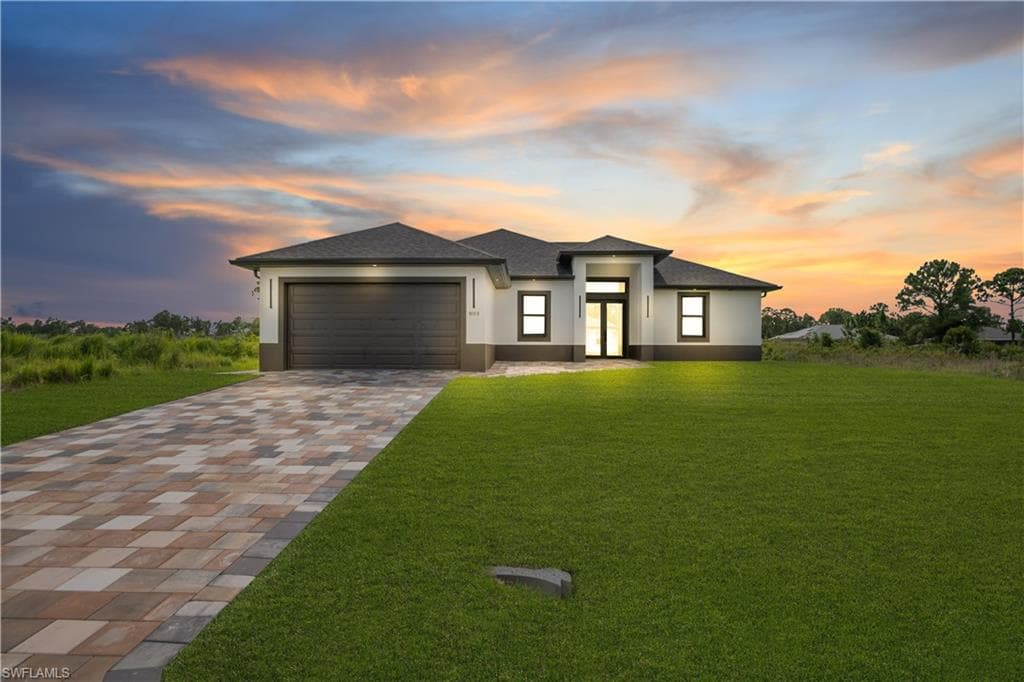 3318 29th ST SW LEHIGH ACRES, FL 33976