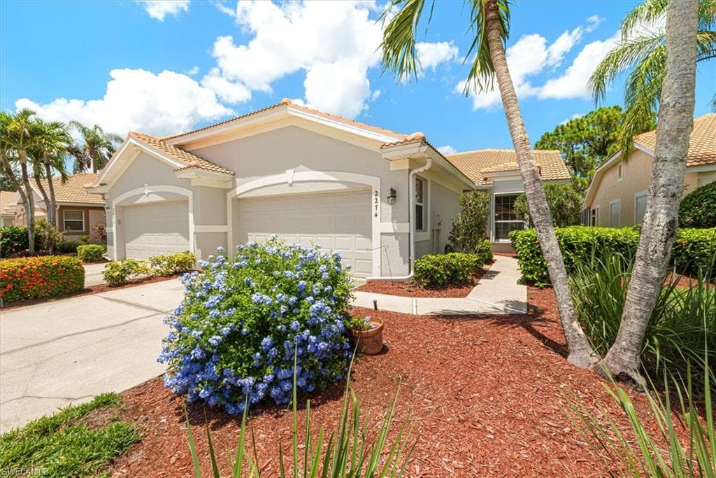 2274 Granby DR LEHIGH ACRES, FL 33973