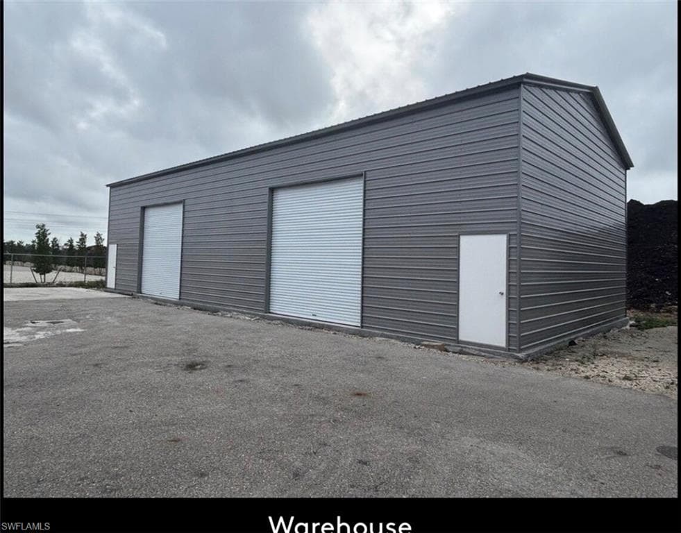 7200 Bucks LN FORT MYERS, FL 33912