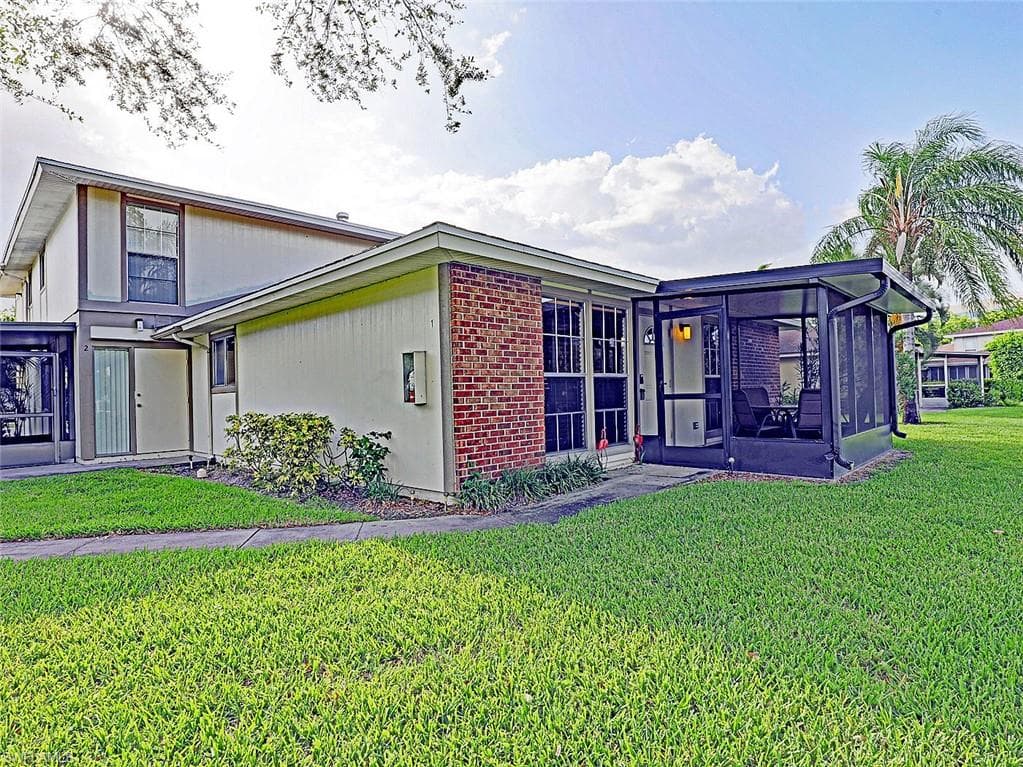 5804 Newfoundland CIR 1 FORT MYERS, FL 33907
