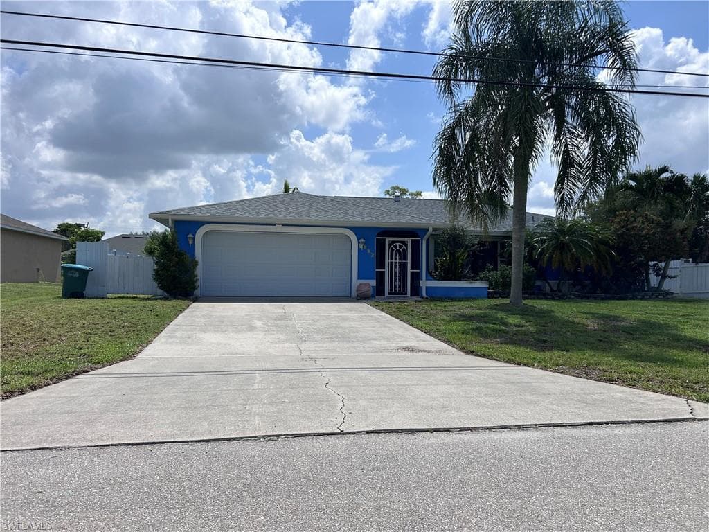 111 4th PL CAPE CORAL, FL 33990