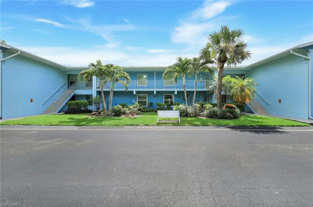 1100 Pondella RD 906 CAPE CORAL, FL 33909