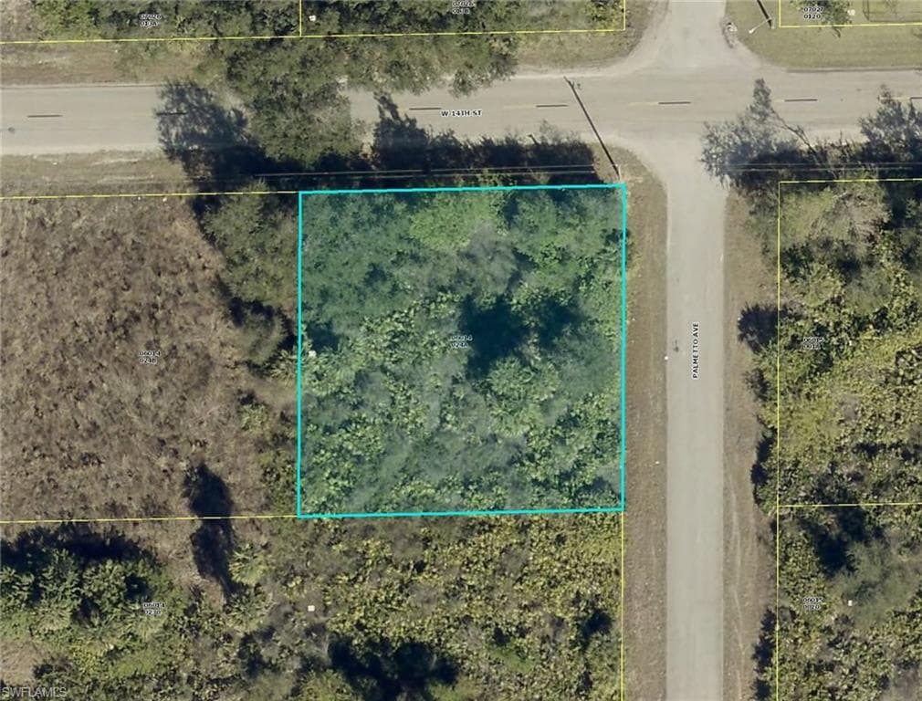 901 W 14th ST LEHIGH ACRES, FL 33972
