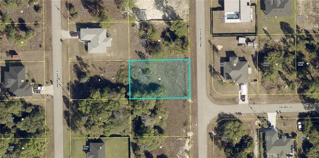 420 Mallory AVE S LEHIGH ACRES, FL 33974