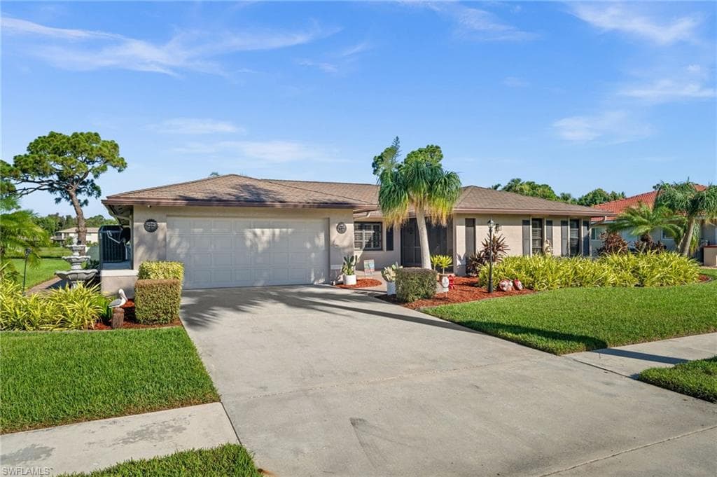 4165 Prestwick CT NORTH FORT MYERS, FL 33903