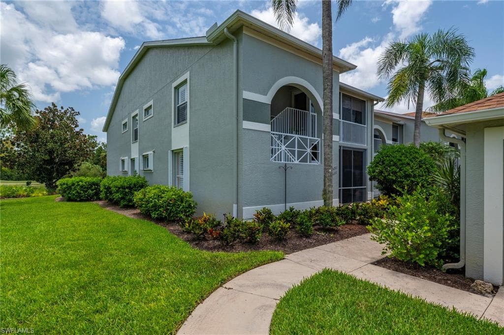 26160 Clarkston DR 201 BONITA SPRINGS, FL 34135