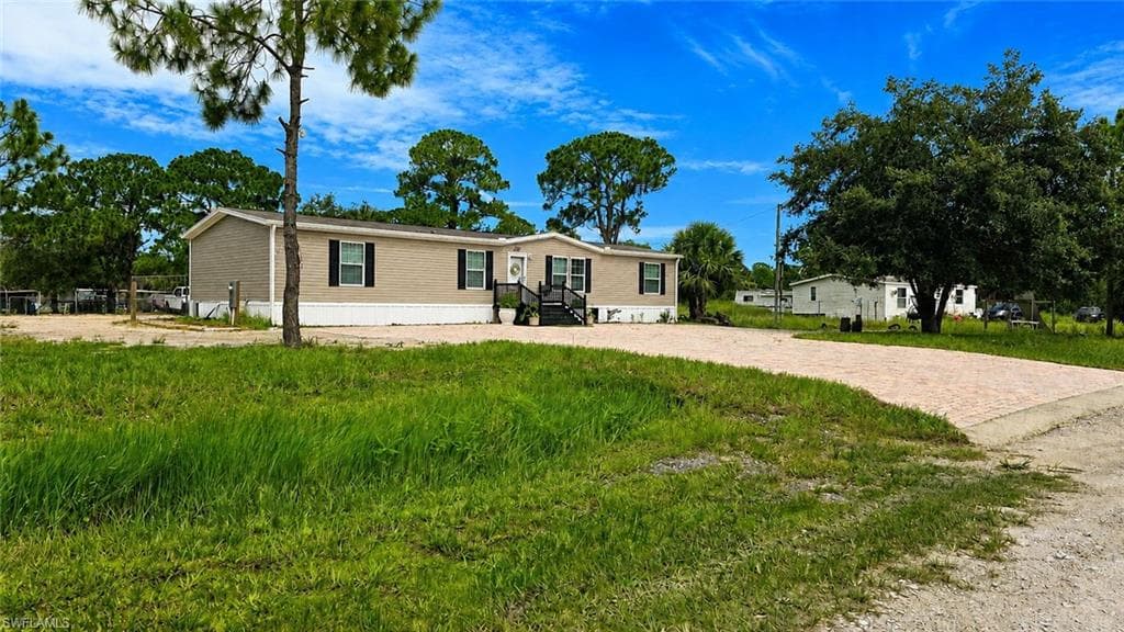 220 Kennel ST CLEWISTON, FL 33440