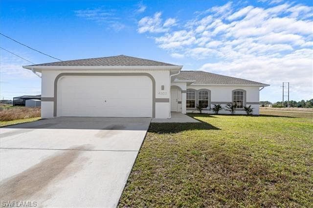 4303 26th ST SW LEHIGH ACRES, FL 33976