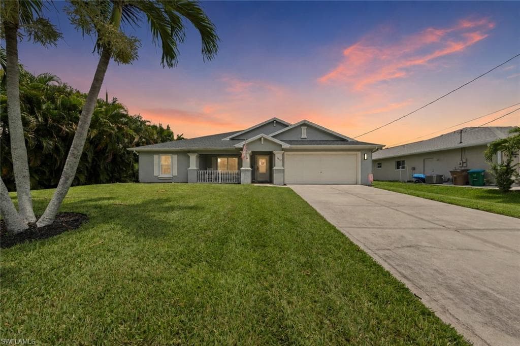 2633 32nd ST CAPE CORAL, FL 33914