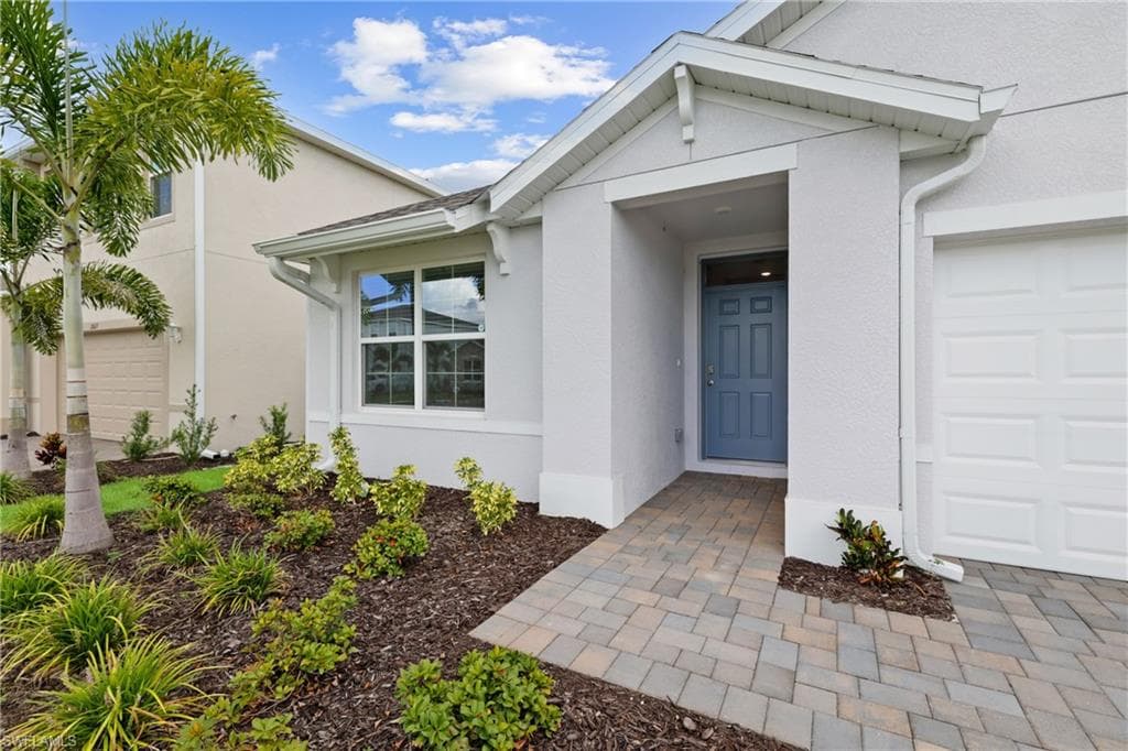 2621 Table Coral TRL NORTH FORT MYERS, FL 33903