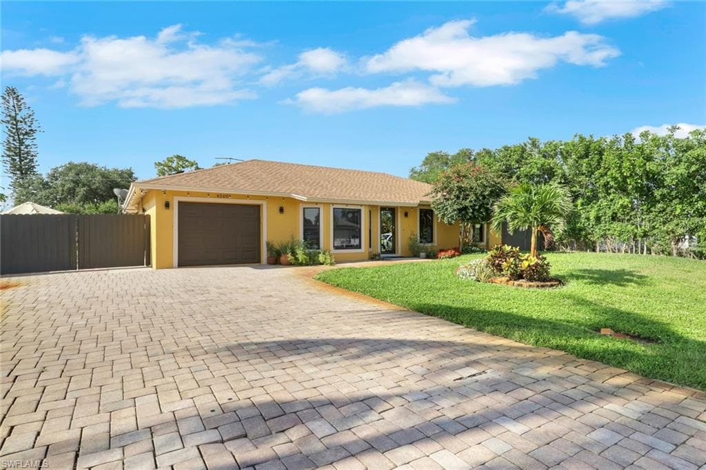 4500 28th AVE SW NAPLES, FL 34116