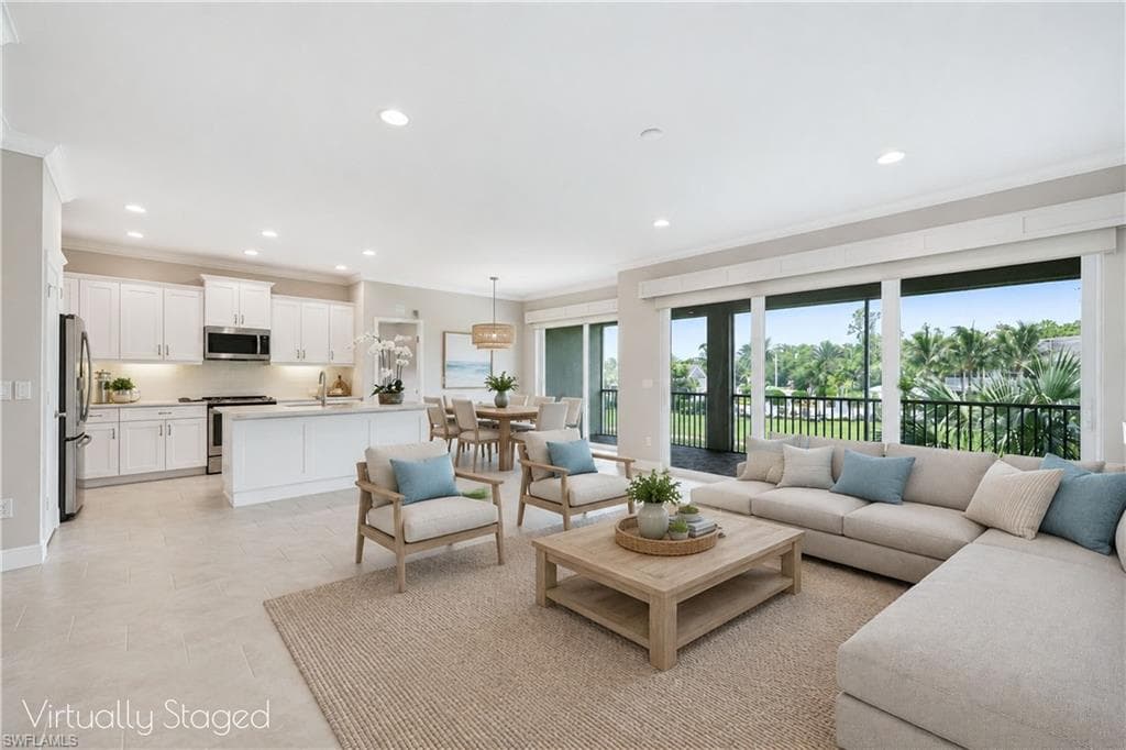 6966 Avalon CIR 908 NAPLES, FL 34112