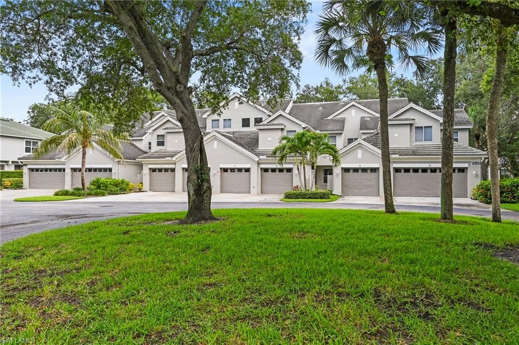 12051 Champions Green WAY 313 FORT MYERS, FL 33913