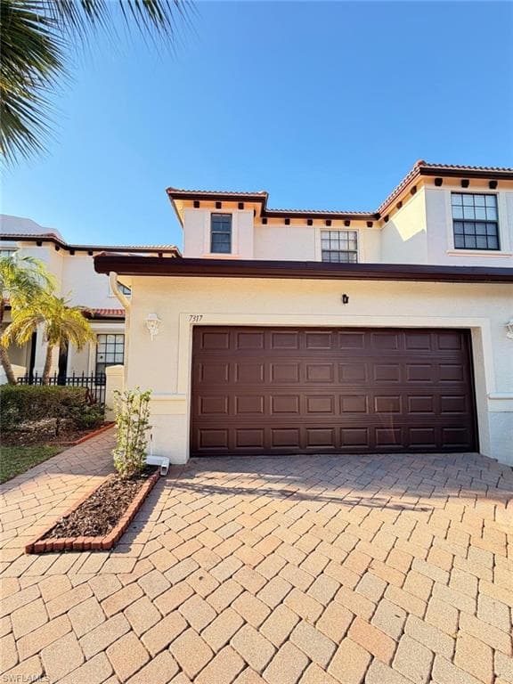 7317 Bristol CIR NAPLES, FL 34120
