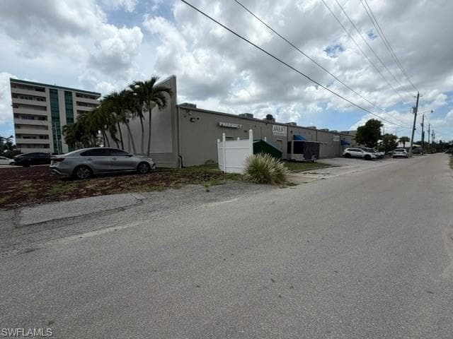 447 Cape Coral PKWY E CAPE CORAL, FL 33904
