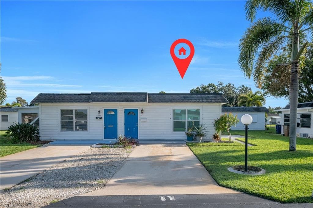 11 Hamlin CT LEHIGH ACRES, FL 33936