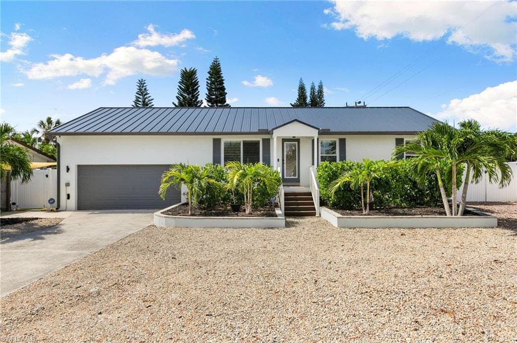 505 5th AVE MARCO ISLAND, FL 34145