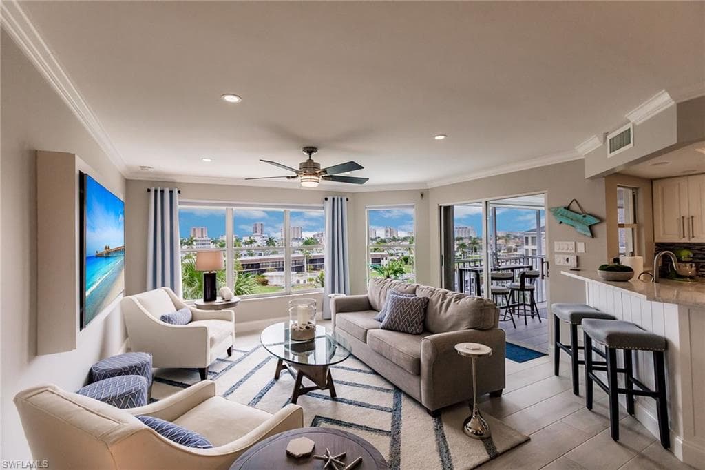 900 Collier CT 406 MARCO ISLAND, FL 34145