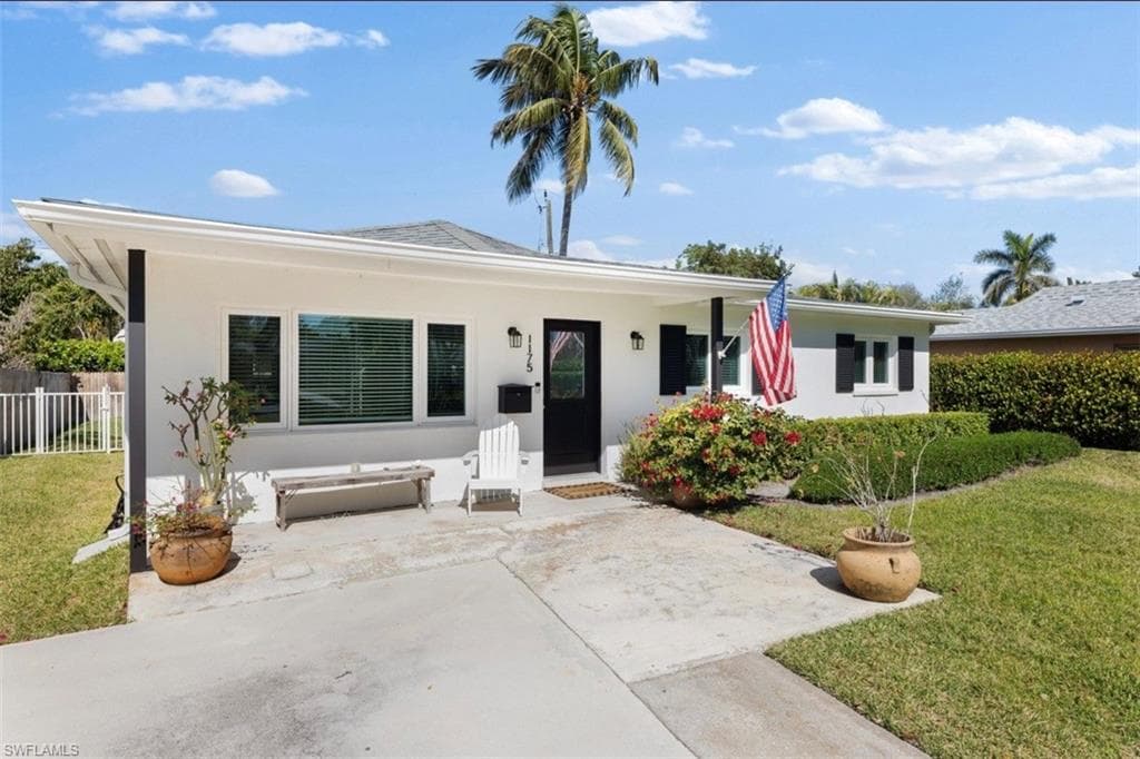 1175 9th AVE N NAPLES, FL 34102