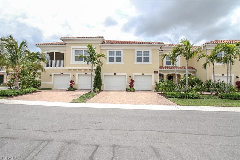 8531 Violeta ST 101 ESTERO, FL 34135