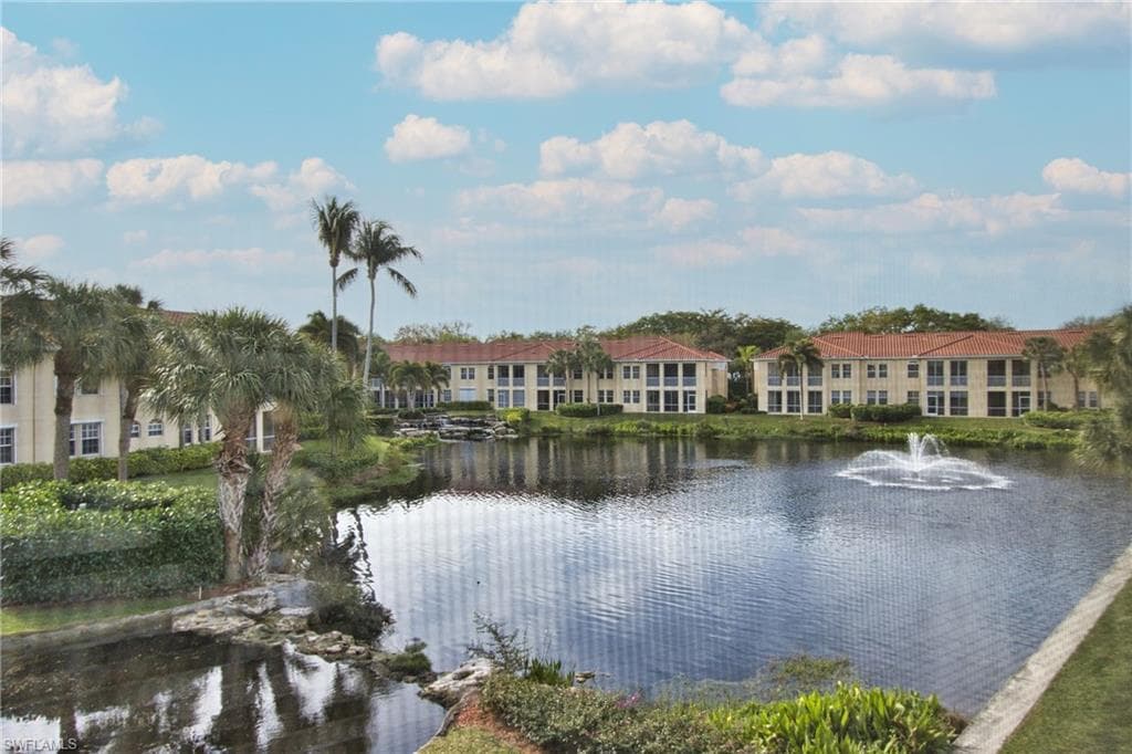 400 L Ambiance CIR 206 NAPLES, FL 34108