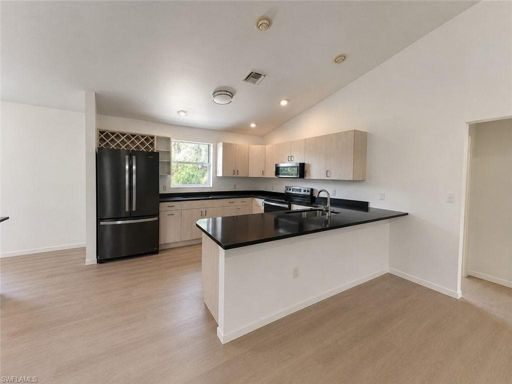 731 Jung BLVD E NAPLES, FL 34120
