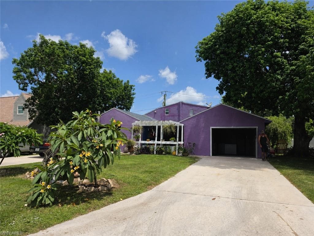 7381  7383 Albany RD FORT MYERS, FL 33967