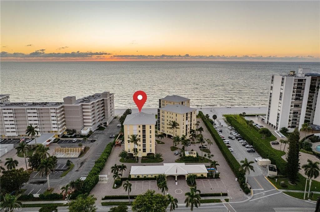 3483 Gulf Shore BLVD N 105 - At 2nd Floor Level NAPLES, FL 34103