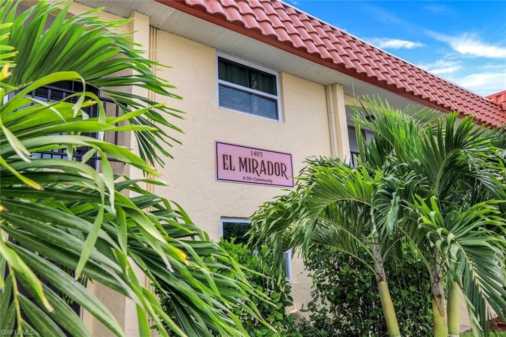 1485 Memoli LN 3 FORT MYERS, FL 33919