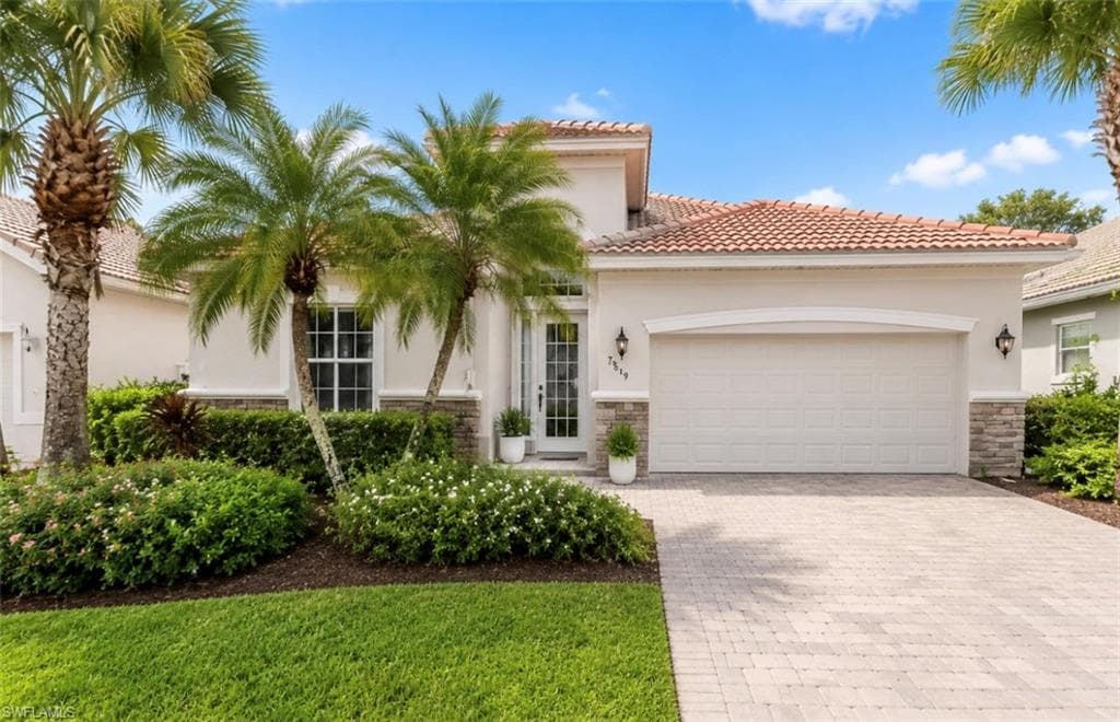7849 Founders LN NAPLES, FL 34104
