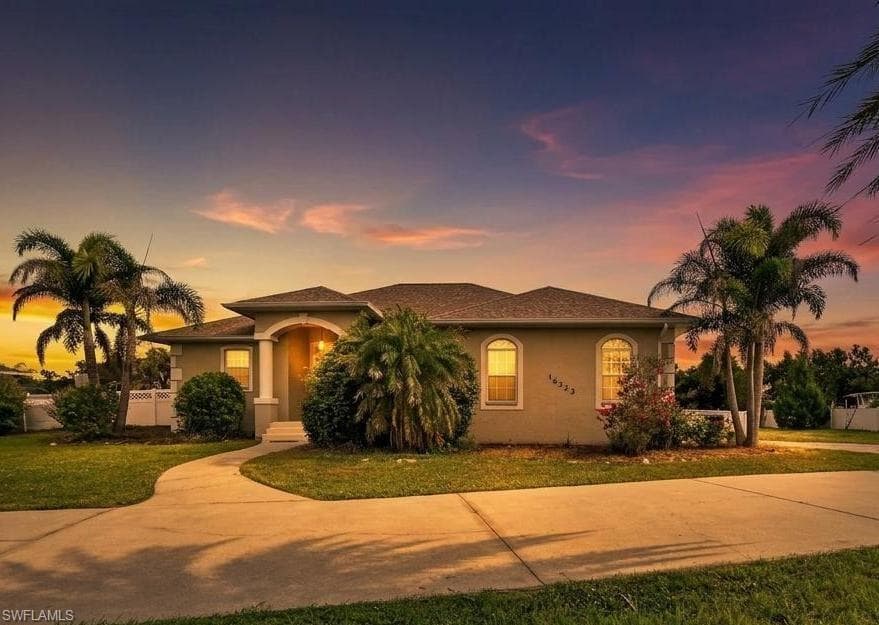 16323 Upper Manatee River RD BRADENTON, FL 34212