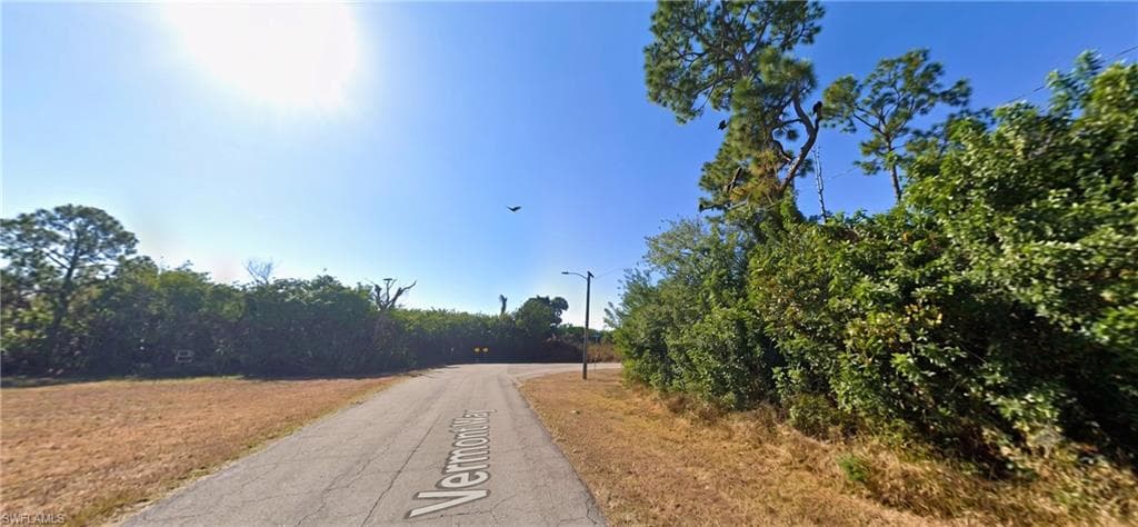 211 Vermont WAY LEHIGH ACRES, FL 33936