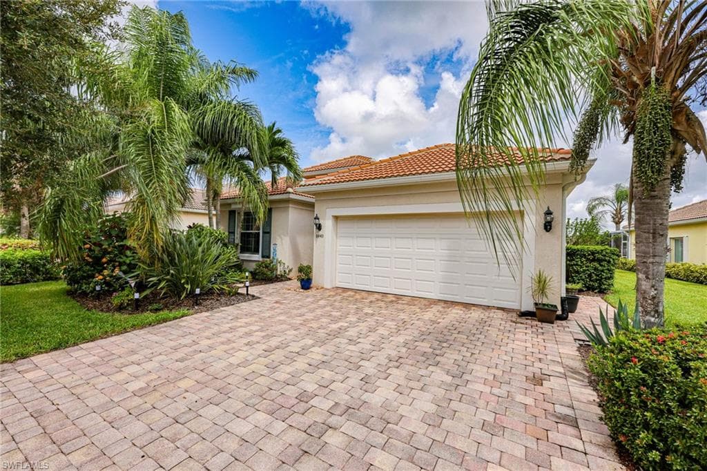8443 Benelli CT NAPLES, FL 34114