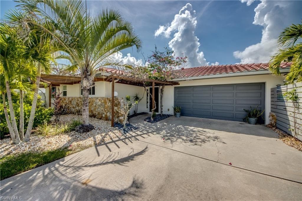 2701 Bruce ST MATLACHA, FL 33993
