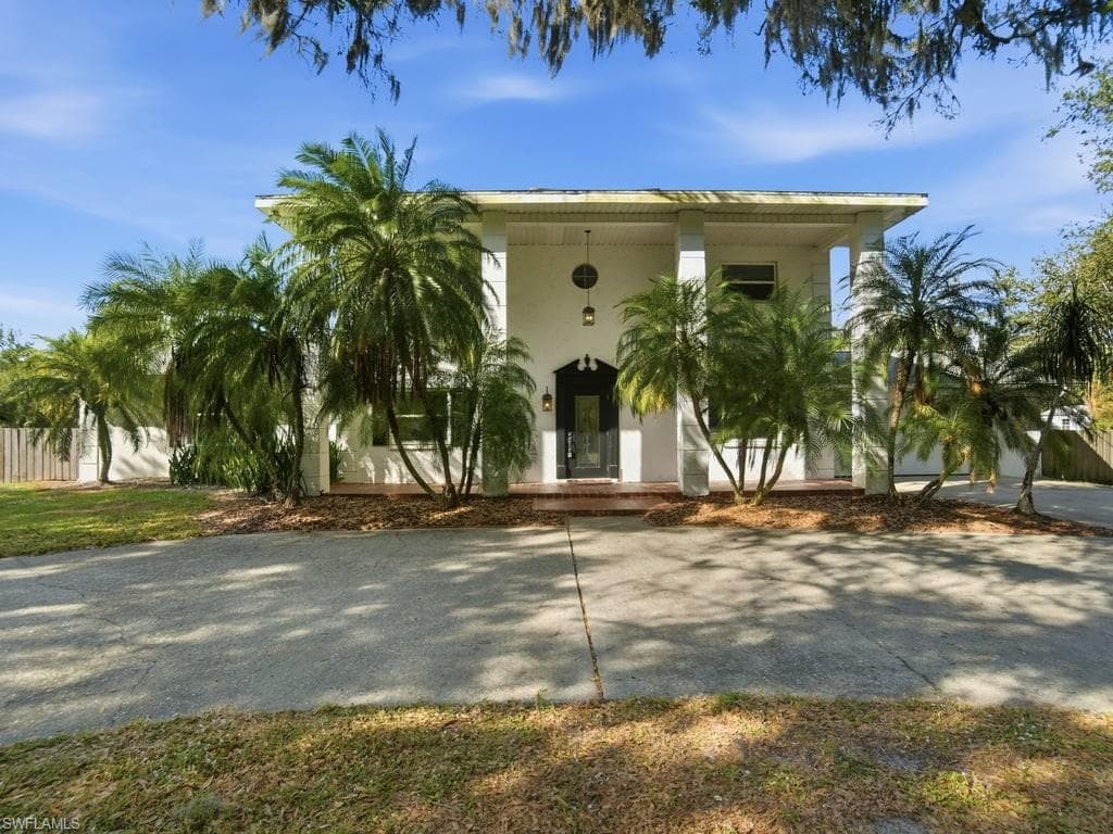 4920 Shady River LN FORT MYERS, FL 33905